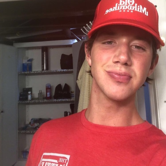 Meet your Posher, Kyle - Picture 1 of 1